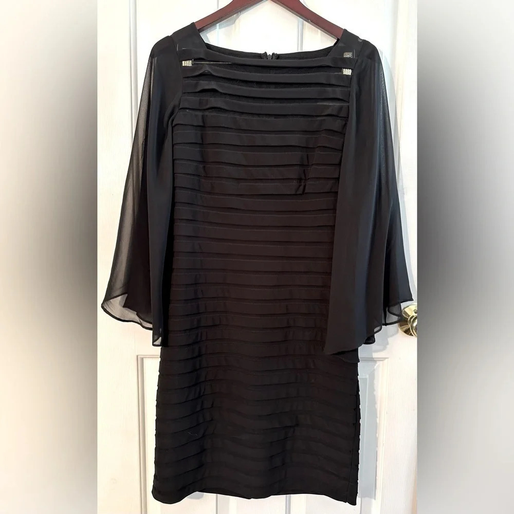 ADRIANNA PAPELL Banded Cocktail Dress 8 Black Sheer Bell Sleeves Pleated Stretch